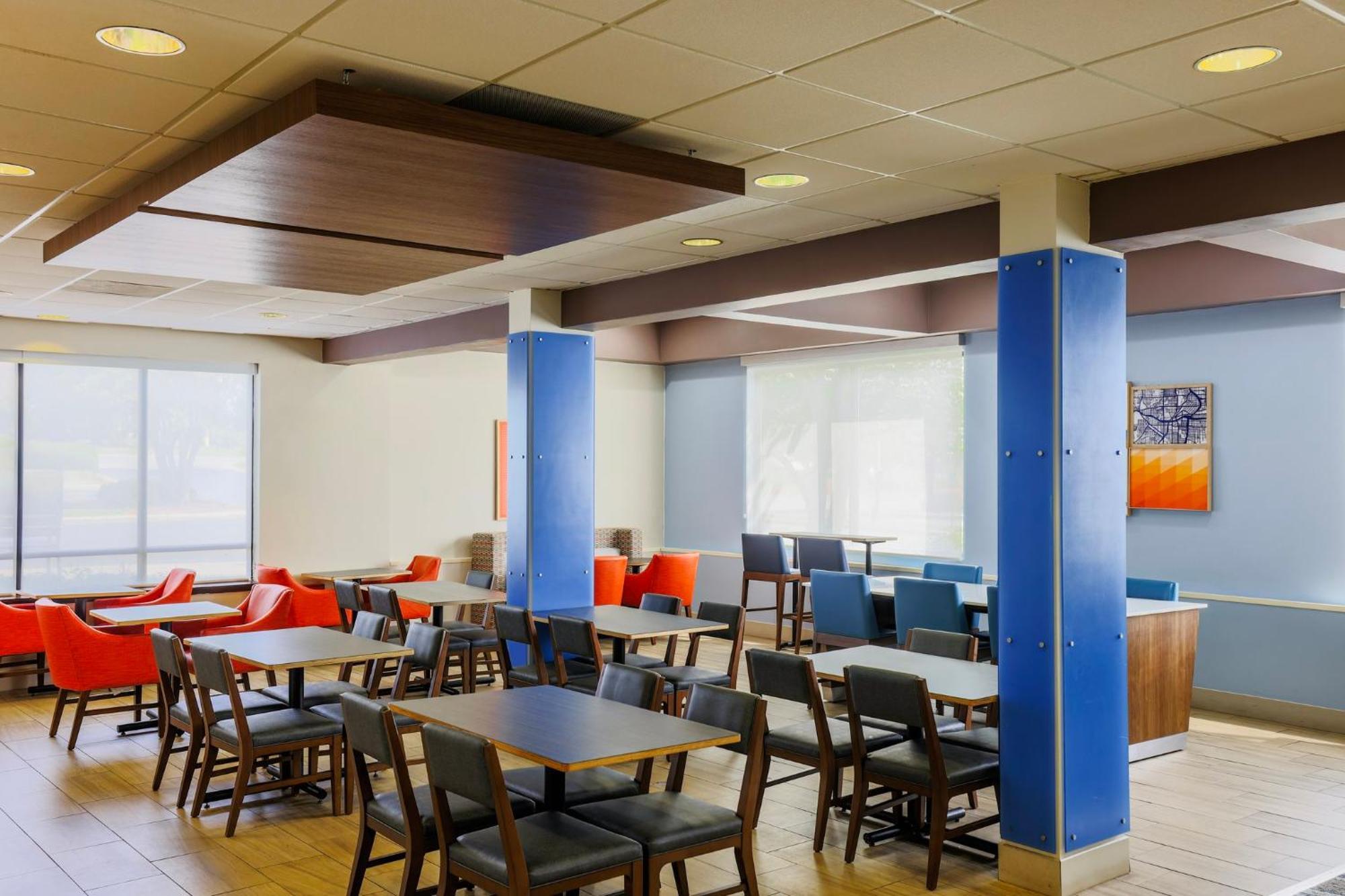 Holiday Inn Express Burlington By Ihg Dış mekan fotoğraf
