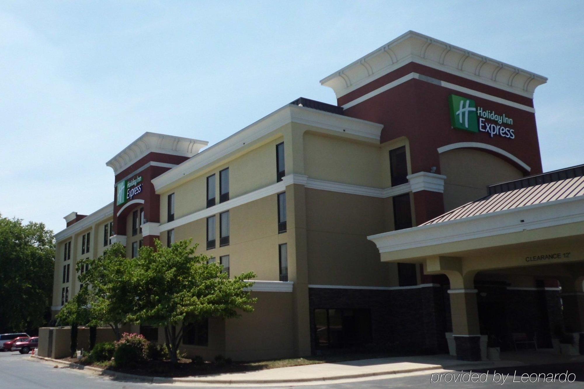 Holiday Inn Express Burlington By Ihg Dış mekan fotoğraf