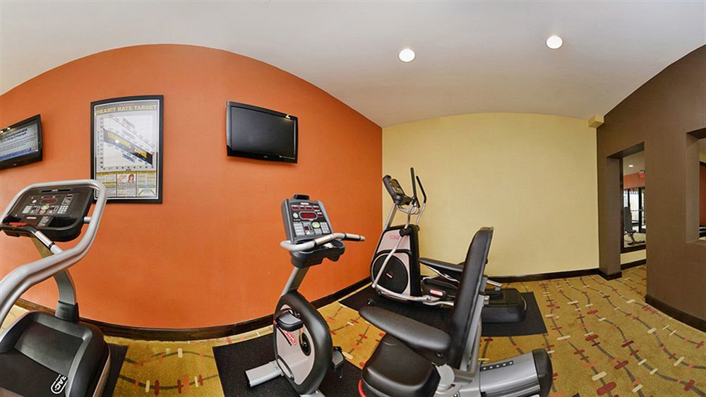 Holiday Inn Express Burlington By Ihg Dış mekan fotoğraf