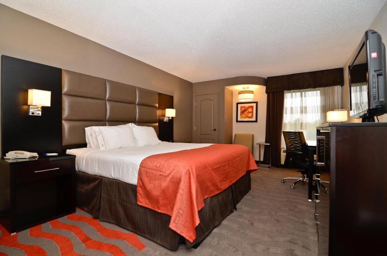 Holiday Inn Express Burlington By Ihg Dış mekan fotoğraf